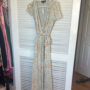 Aakaa light blue/light gold Floral Maxi Dress
